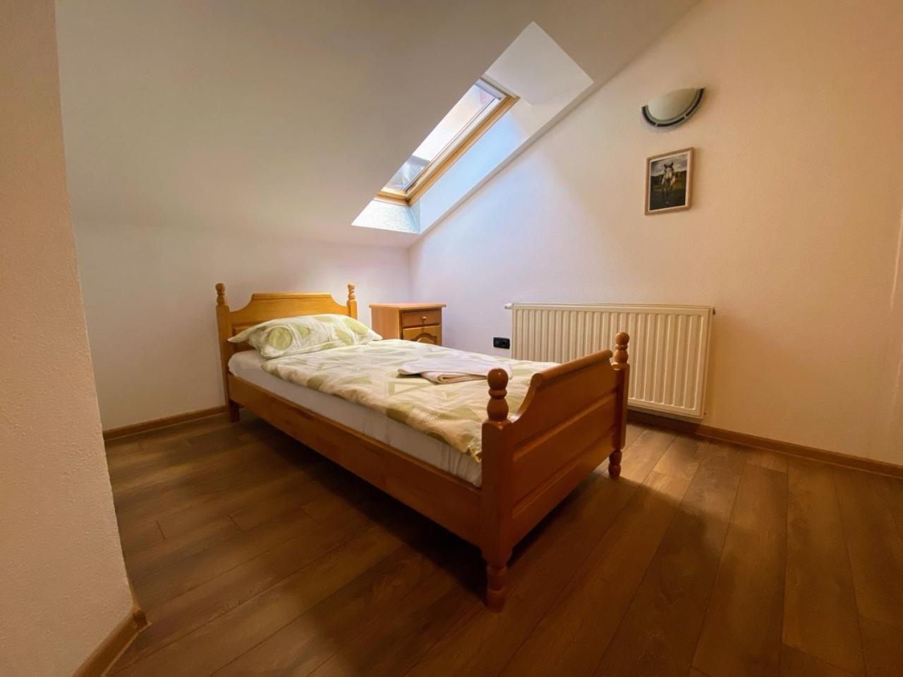 Motel Vujeva 리브노 외부 사진