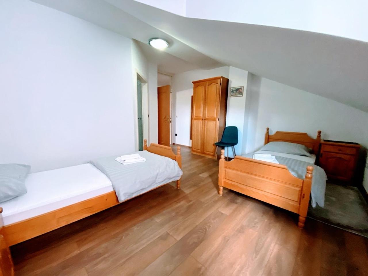 Motel Vujeva 리브노 외부 사진