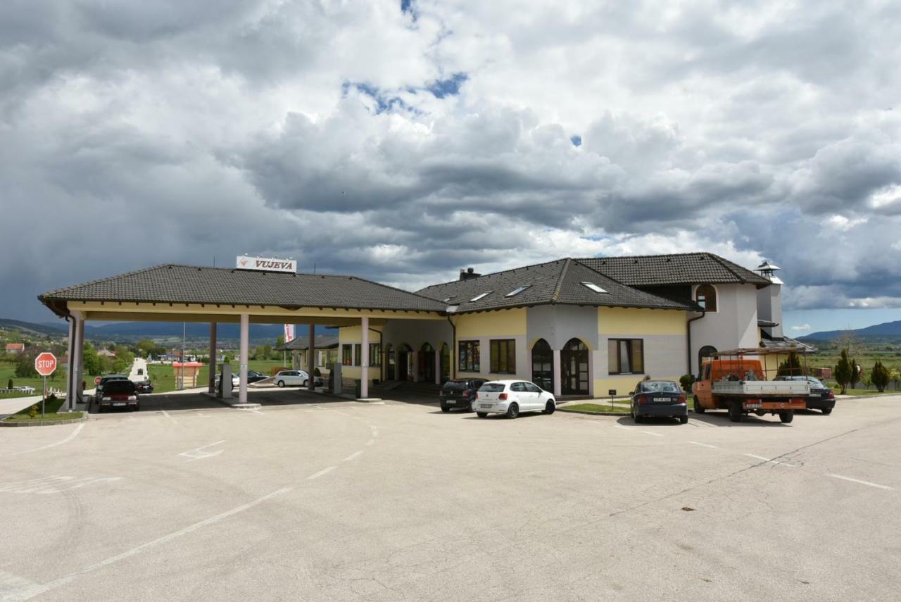 Motel Vujeva 리브노 외부 사진