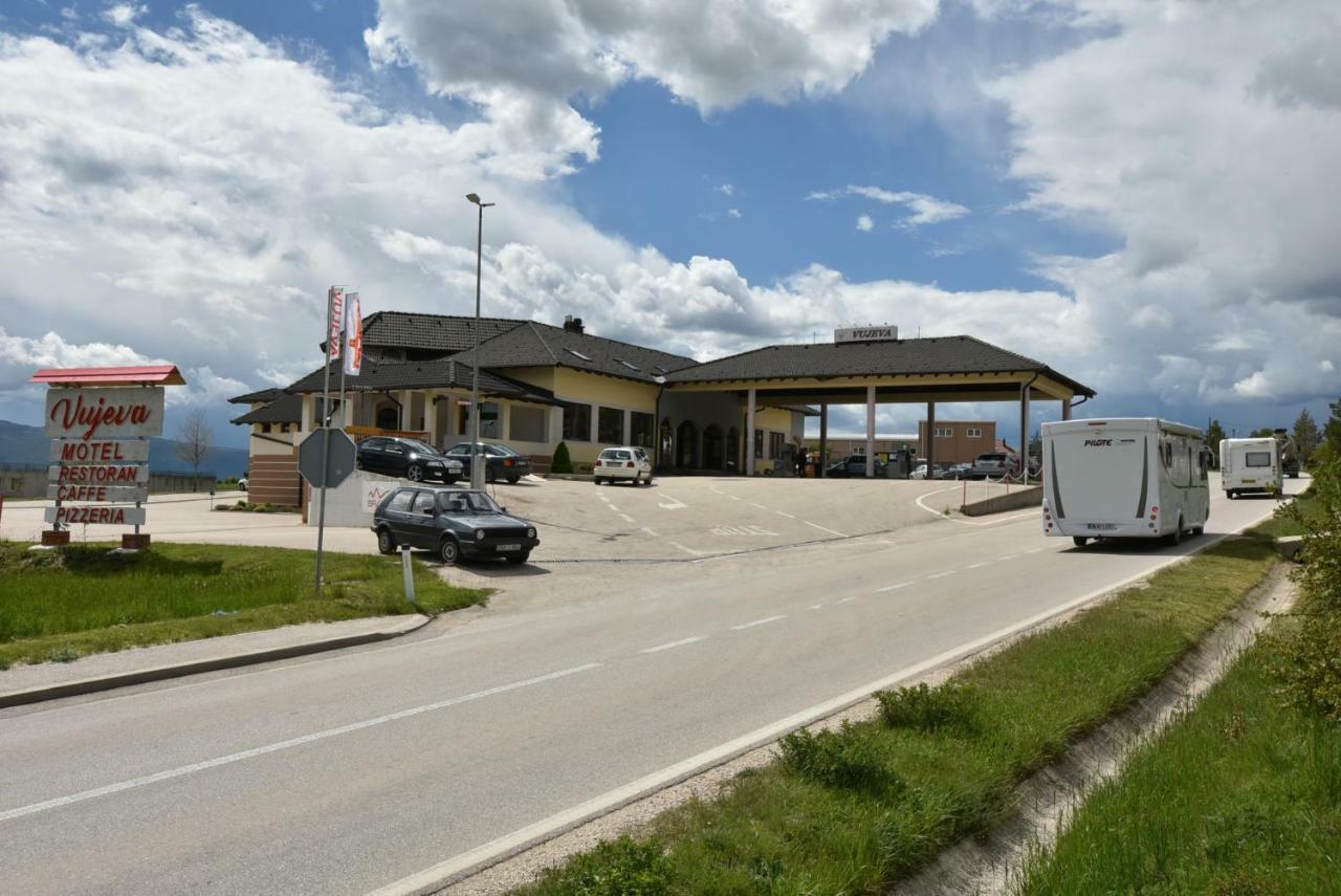 Motel Vujeva 리브노 외부 사진